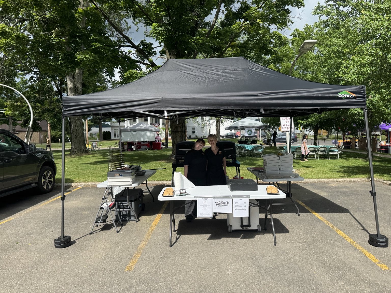 Community pizza catering